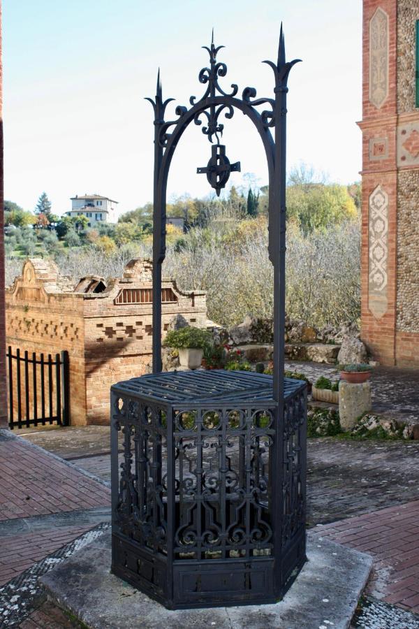La Torre Di Caprera Appartement Siena Buitenkant foto