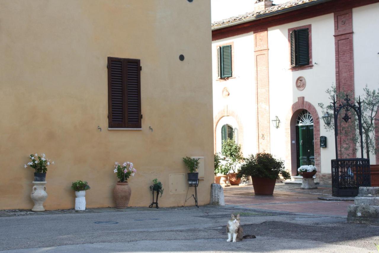 La Torre Di Caprera Appartement Siena Buitenkant foto